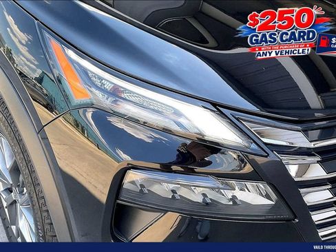 Used 2024 Nissan Rogue S FWD image 27