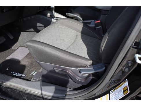 Used 2024 Mitsubishi Outlander Sport AWD image 17