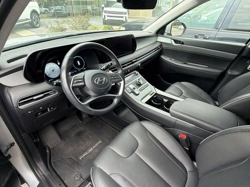 Used 2024 Hyundai Palisade SEL FWD image 4