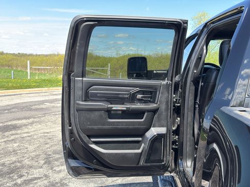 Used 2023 RAM 3500 Limited AWD/4WD image 40