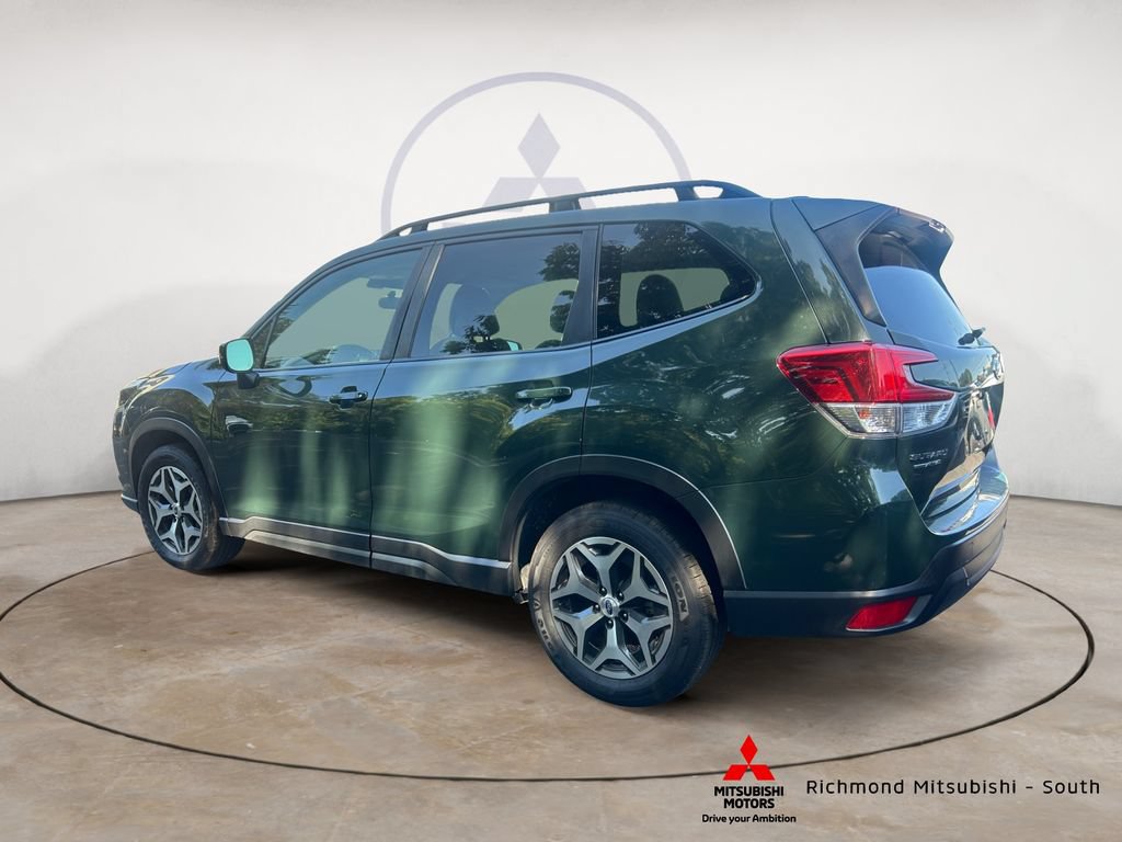 Used 2023 Subaru Forester Premium AWD/4WD image 4
