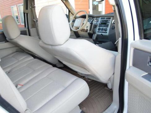 Used 2010 Ford Expedition XLT AWD/4WD image 47