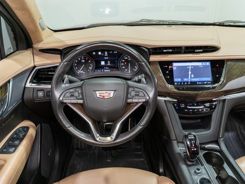 Used 2023 Cadillac XT6 Sport w/ Platinum Package AWD/4WD image 11