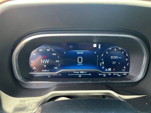 Used 2023 Chevrolet Suburban High Country AWD/4WD image 7