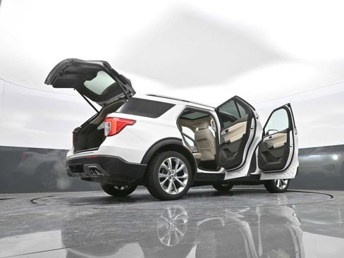 Used 2021 Ford Explorer Platinum w/ Equipment Group 601A image 48