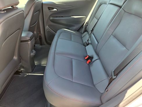 Used 2021 Chevrolet Bolt Premier w/ Infotainment Package FWD image 12