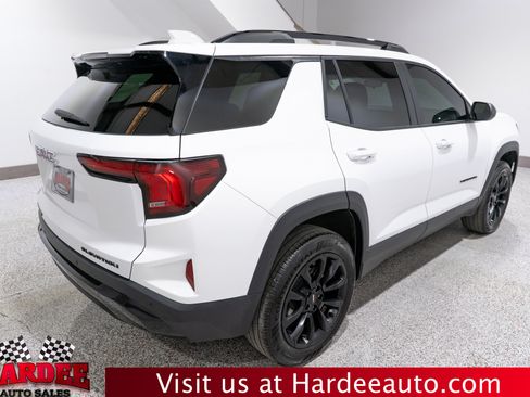 Used 2026 GMC Terrain Elevation w/ Elevation Premium Package FWD image 5