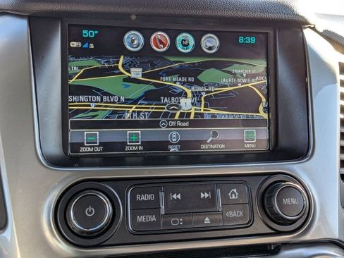 Used 2020 Chevrolet Suburban Premier image 12