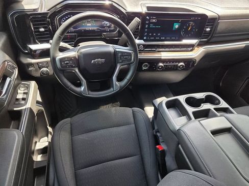 Used 2023 Chevrolet Silverado 1500 LT Trail Boss w/ Protection Package AWD/4WD image 8