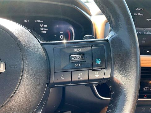 Used 2023 Nissan Rogue Platinum w/ Platinum Premium Package FWD image 20