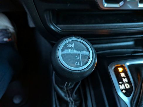 Used 2022 Jeep Wrangler Unlimited Sahara image 23