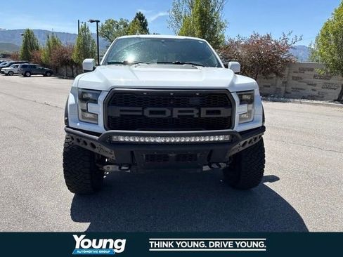 Used 2019 Ford F150 Raptor w/ Equipment Group 802A Luxury AWD/4WD image 15