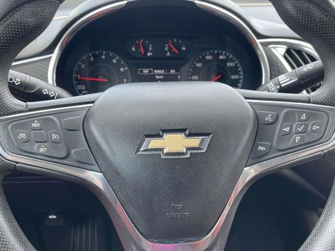 Used 2020 Chevrolet Malibu LT FWD image 22