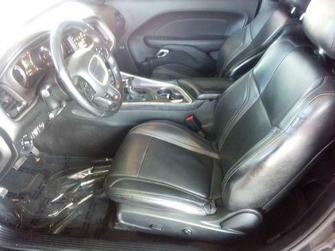 Used 2018 Dodge Challenger SXT Plus RWD image 15