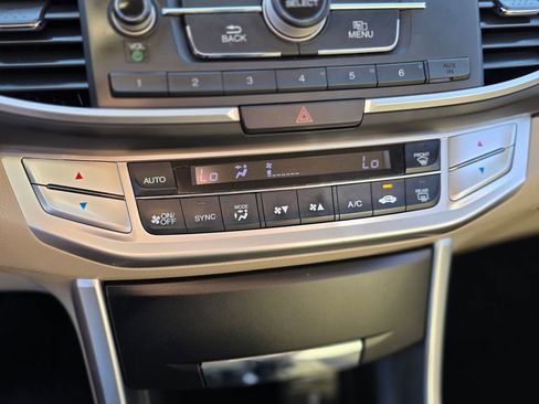 Used 2014 Honda Accord LX image 30