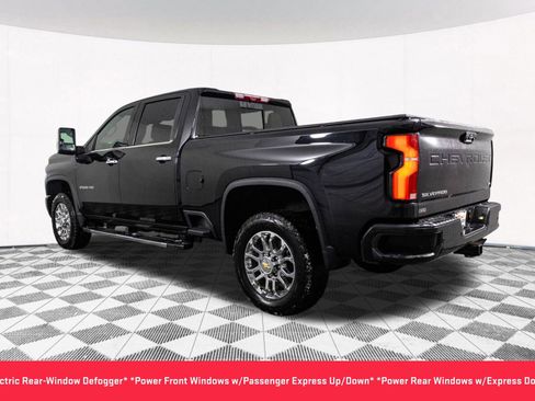 Used 2024 Chevrolet Silverado 2500 LTZ w/ LTZ Plus Package image 13