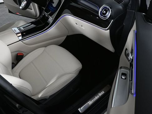 Certified 2026 Mercedes-Benz GLC 300 image 22