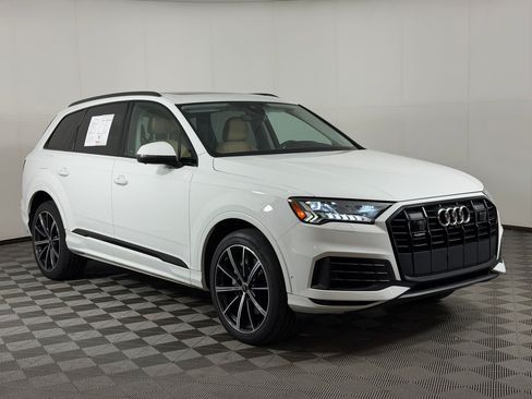 Used 2023 Audi Q7 3.0T Premium Plus w/ Premium Plus Package AWD/4WD image 7