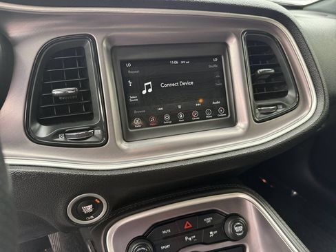 Used 2019 Dodge Challenger R/T RWD image 16