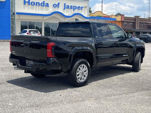 Used 2026 Toyota Tacoma SR5 AWD/4WD image 3