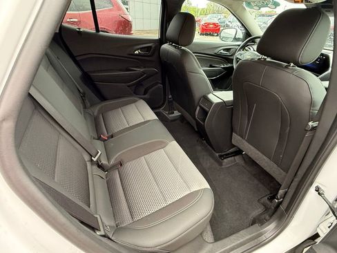 Certified 2024 Chevrolet Trax LT w/ Driver Confidence Package FWD image 28