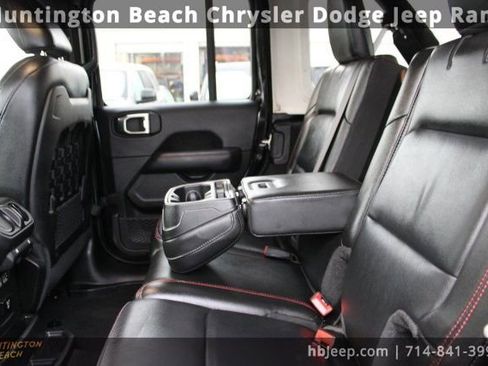 Used 2022 Jeep Wrangler Unlimited Rubicon w/ LED Lighting Group image 34