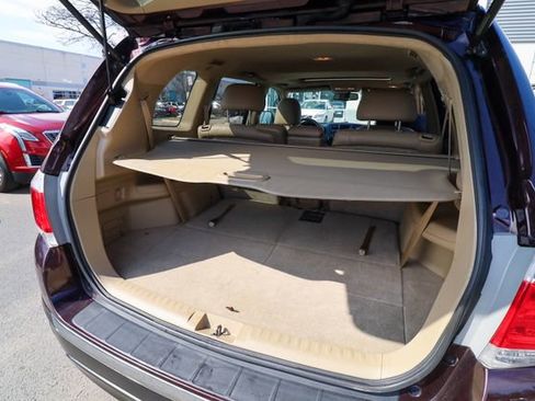 Used 2013 Toyota Highlander Limited image 59