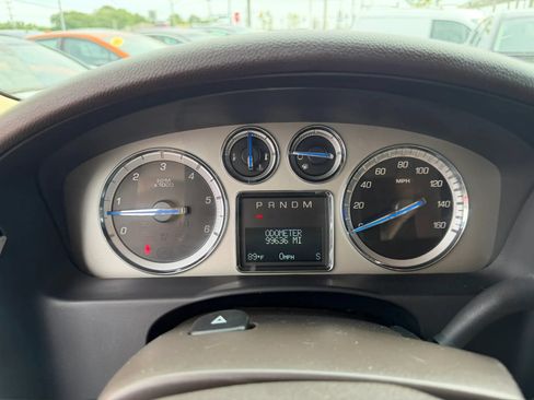 Used 2013 Cadillac Escalade Luxury AWD/4WD image 47