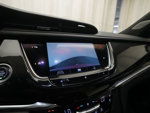 Used 2020 Cadillac XT6 Sport AWD/4WD image 19
