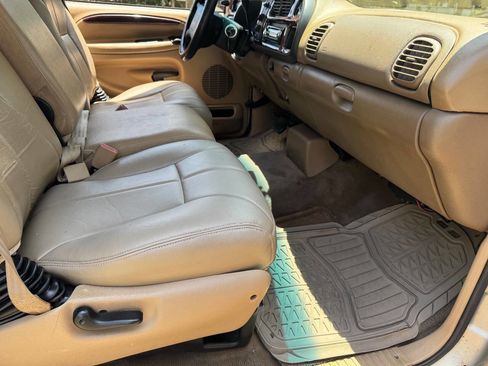 Used 1999 Dodge Ram 2500 Truck 2WD Quad Cab image 9