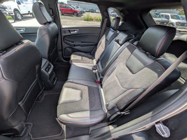 Certified 2024 Ford Edge ST w/ Equipment Group 401A AWD/4WD image 19