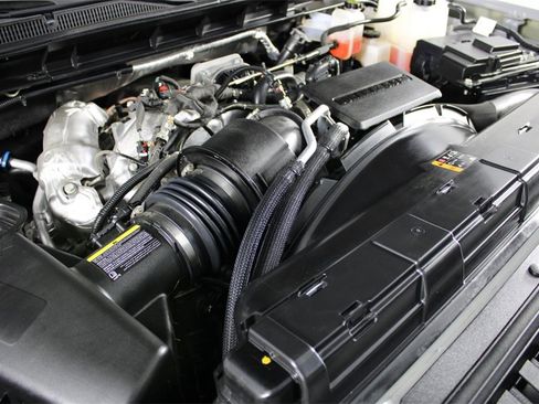 Used 2025 GMC Sierra 3500 AT4 image 16