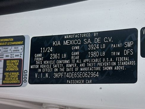 Used 2025 Kia K4 FWD image 12