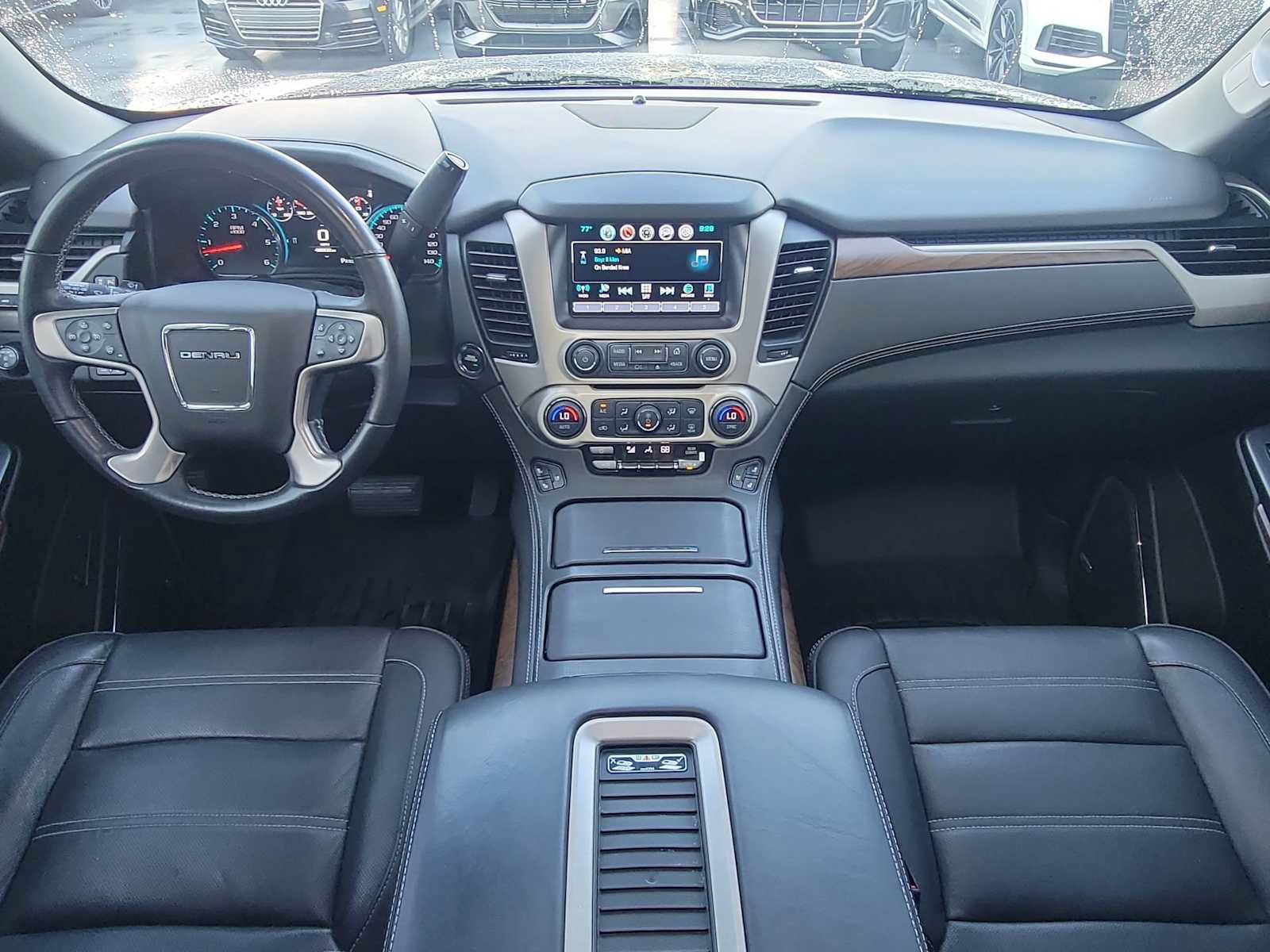 Used 2020 GMC Yukon Denali w/ Denali Ultimate Package RWD image 12