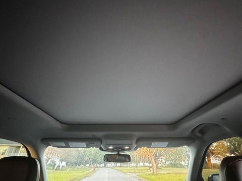 Used 2021 Ford Explorer Limited w/ Hybrid Equipment Group 310A image 19