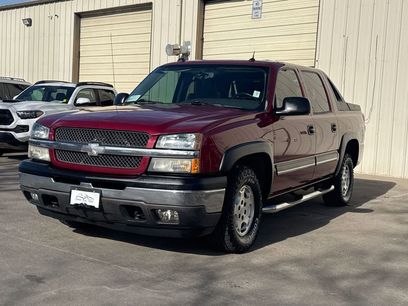 Used 2005 Chevrolet Avalanche LS w/ Sun And Sound Package