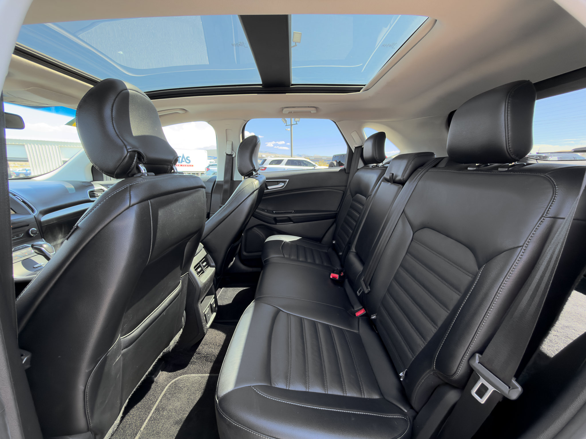Used 2017 Ford Edge SEL w/ Equipment Group 201A FWD image 13