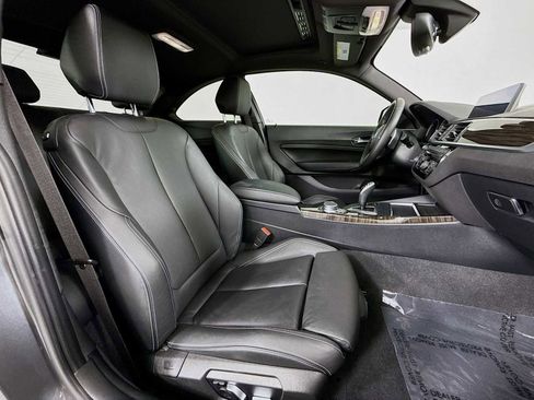 Used 2021 BMW 230i Coupe w/ M Sport Package image 28