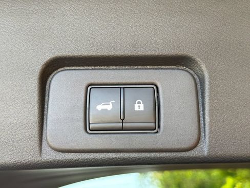 Used 2026 Nissan Rogue Platinum w/ Platinum Premium Package AWD/4WD image 35