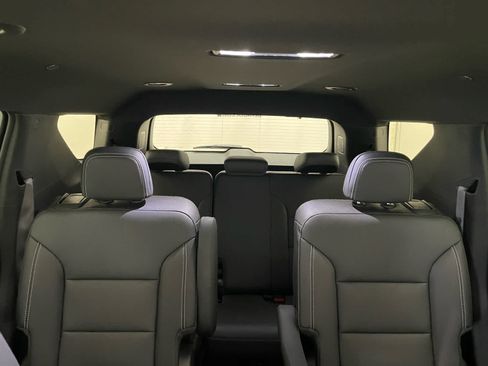 New 2026 Chevrolet Traverse LT w/ LPO, Floor Liner Package AWD/4WD image 13