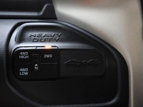 Used 2020 RAM 2500 Laramie AWD/4WD image 46