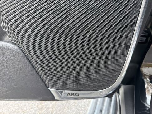 Used 2026 Cadillac Escalade Platinum Sport w/ LPO, ONYX Package image 23