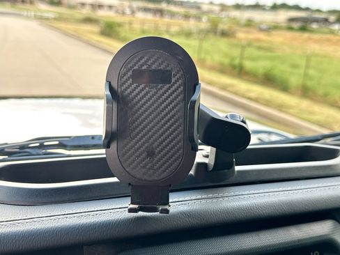 Used 2023 Jeep Gladiator Overland w/ Popular Equipment Package AWD/4WD image 19