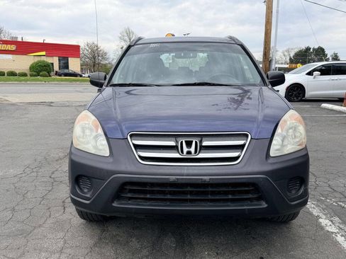 Used 2005 Honda CR-V LX image 2