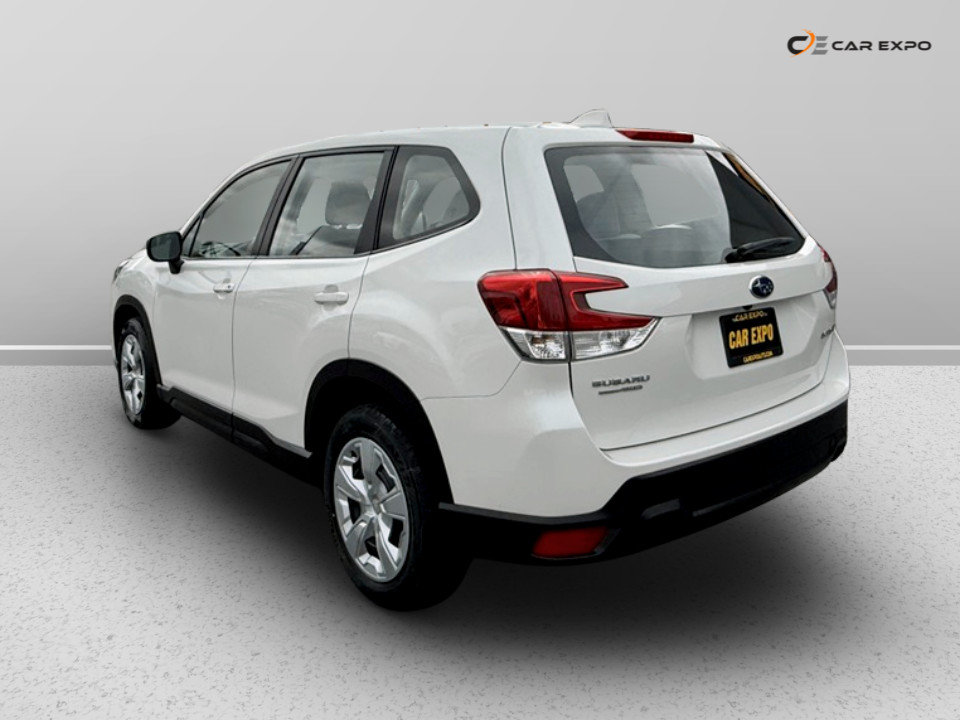 Used 2022 Subaru Forester AWD/4WD image 4