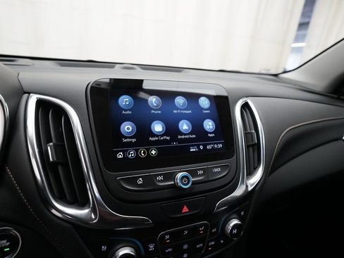 Used 2021 Chevrolet Equinox Premier image 9