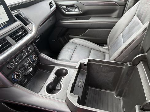 Used 2022 Chevrolet Tahoe RST w/ Luxury Package RWD image 30