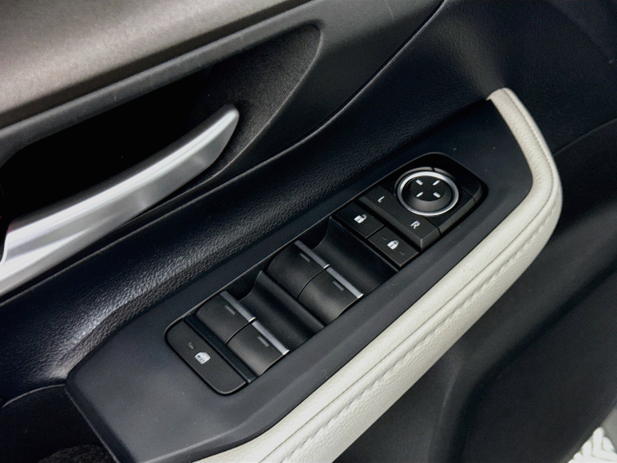 Used 2024 Toyota Grand Highlander AWD image 19