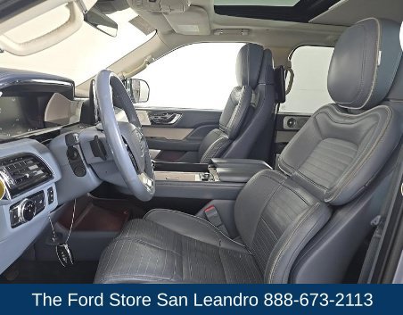 Used 2018 Lincoln Navigator Black Label w/ Cargo Package AWD/4WD image 10