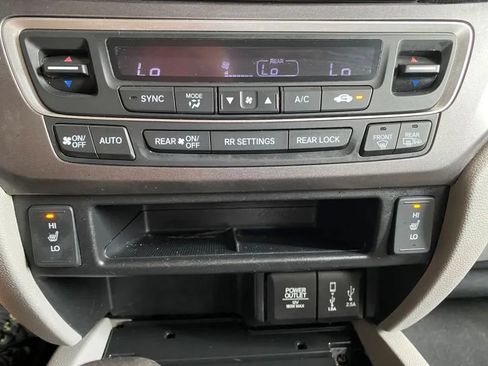 Used 2017 Honda Pilot EX-L image 25